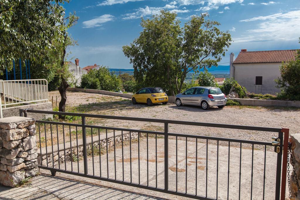 Holiday Home Nika Омишаль Екстер'єр фото